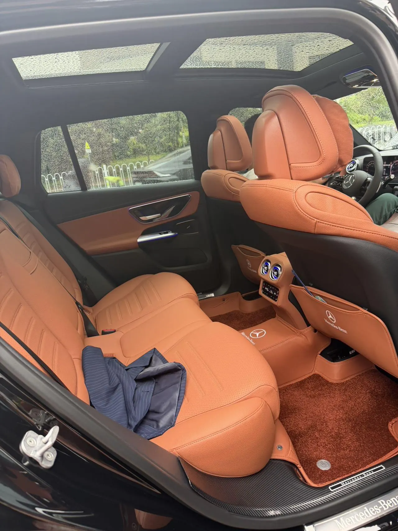 Mercedes Benz 2025 GLC 300 L 4MATIC 48V 2.0T dynamic 5-seat automatic gear 2