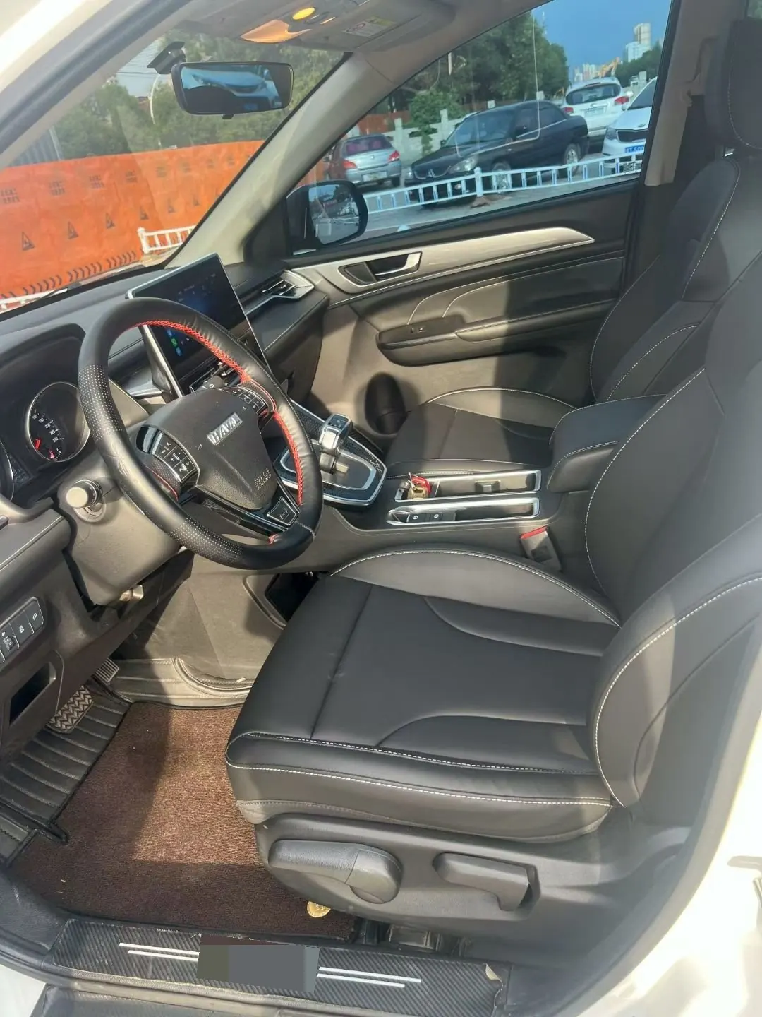 Haval 2021 M6 PLUS 1.5T Luxury Smart Joint Automatic Gear 4