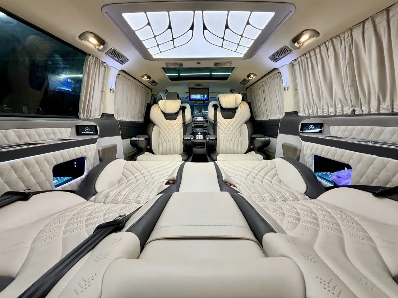 Mercedes Benz V 2020V 260 L 2.0T Deluxe Edition Automatic Gear 6