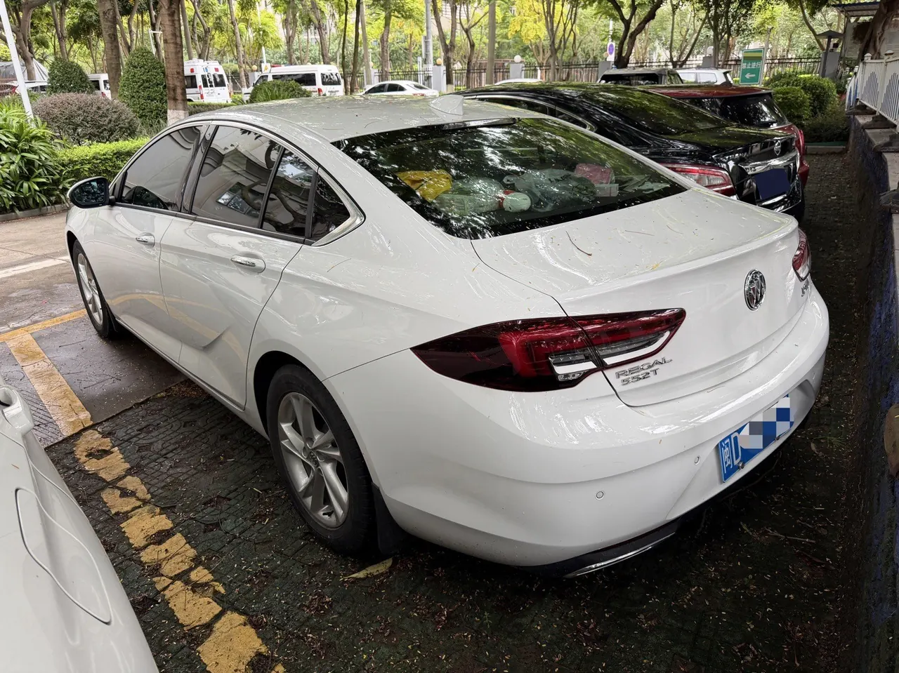 Buick 2020 Regal 1.5T 552T Luxury Automatic Gear 6