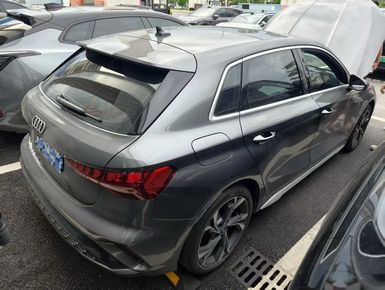 Audi 2025 A3 Sportback 1.5TFSI 35TFSI Flying Premium Automatic Gear 2