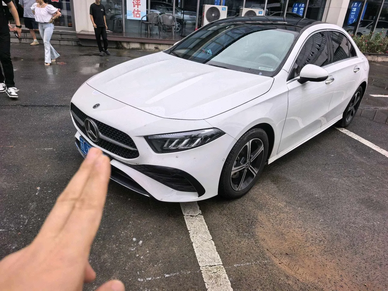 Open image lightbox: Mercedes Benz Class A 2025 A 200 L 1.3T Fashion (Modified) Automatic Gear