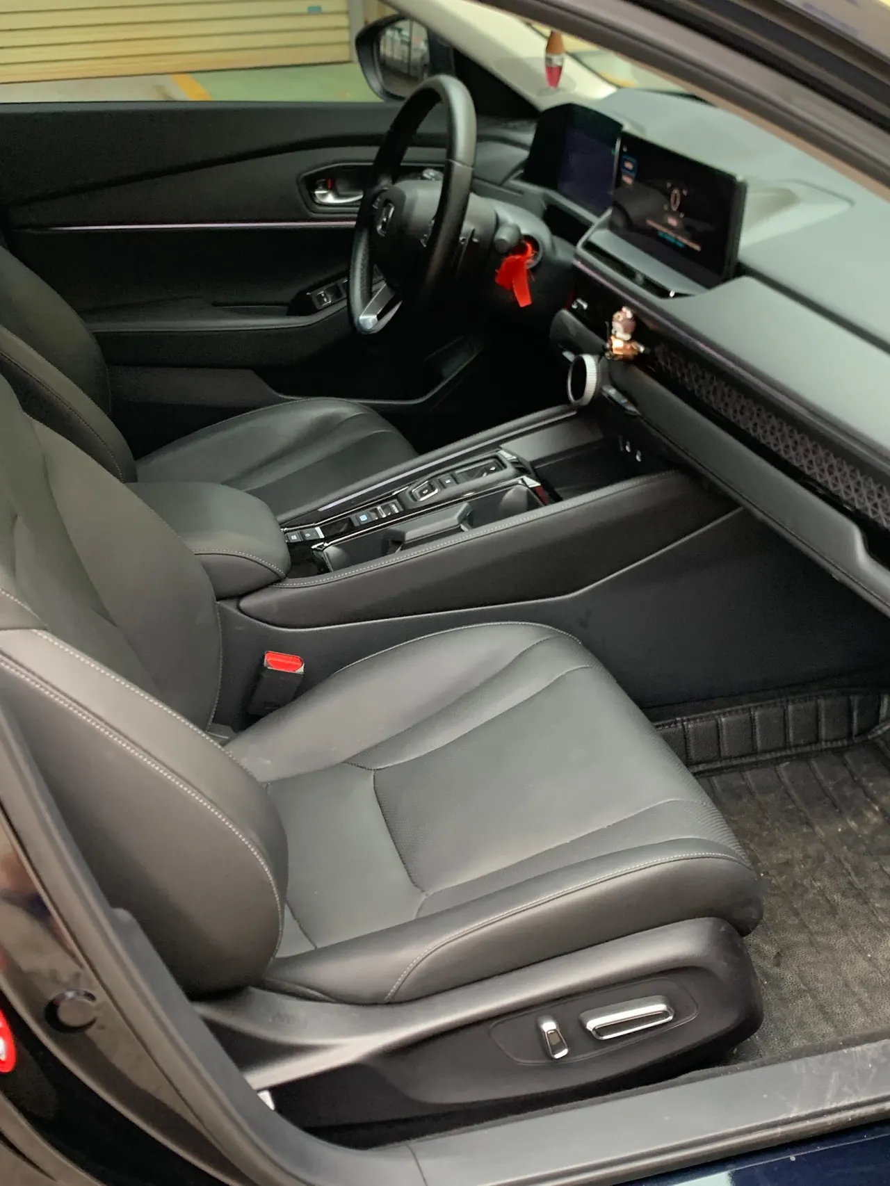Honda Accord New Energy 2025 11th Generation Accord e:PHEV 2.0 Stepless Premium Edition Automatic Gear 9