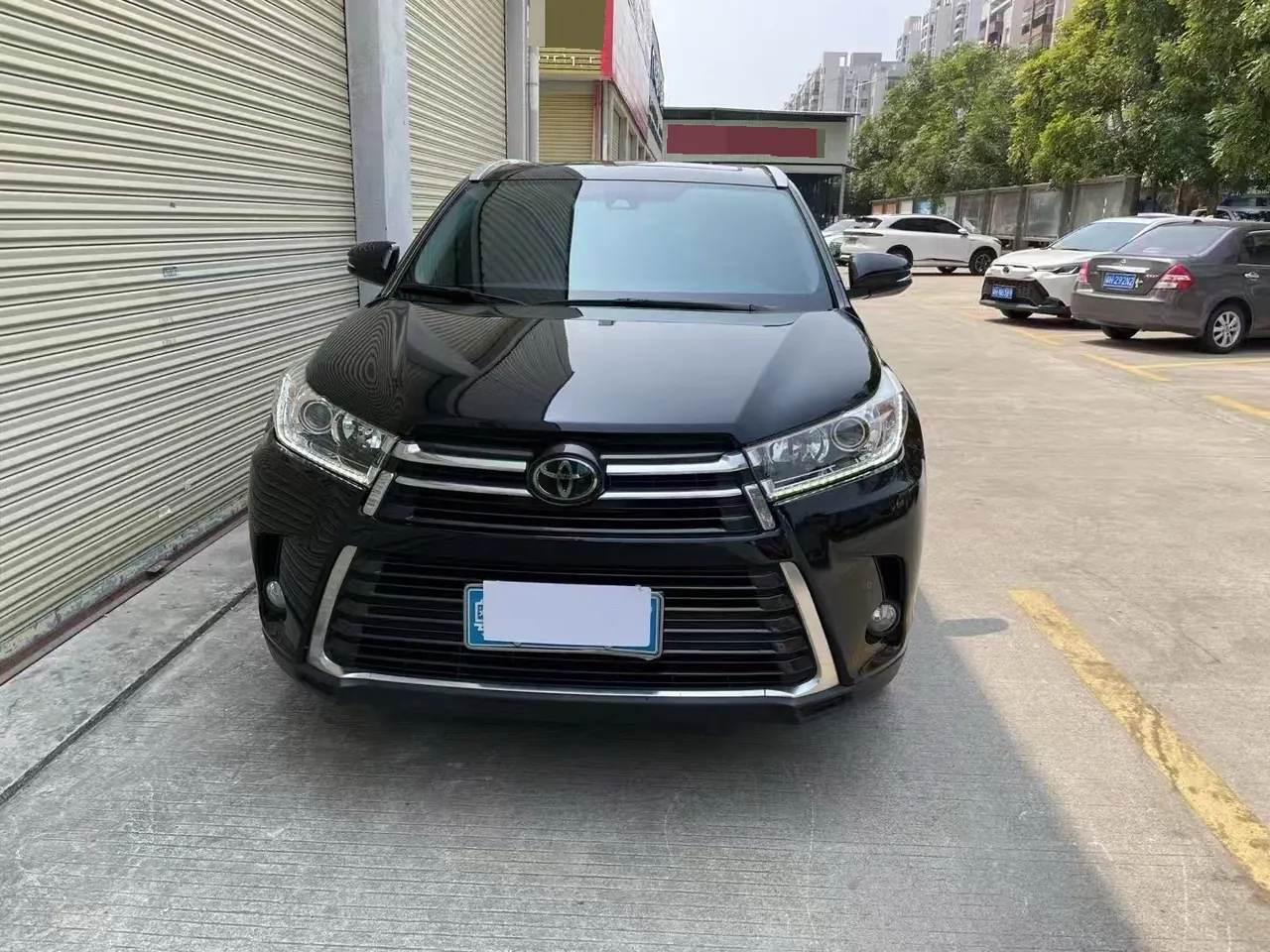 Toyota 2021 Highlander 2.0T 4-wheel drive Premium Edition 7-seat Automatic Gear 2