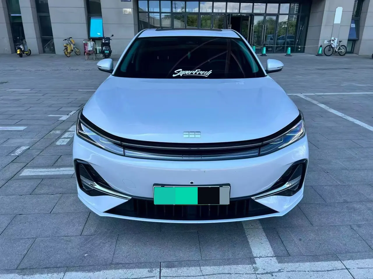 Geely Galaxy 2025 A7 EM-i 1.5 150km Premium Edition Automatic Gear 2