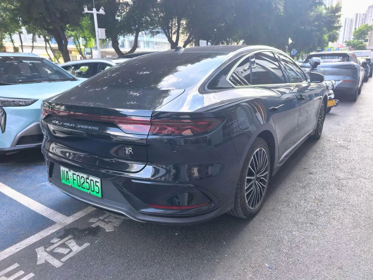 BYD 2025 Han DM-i 1.5T stepless 125KM laser Radar intelligent driving automatic gear 12