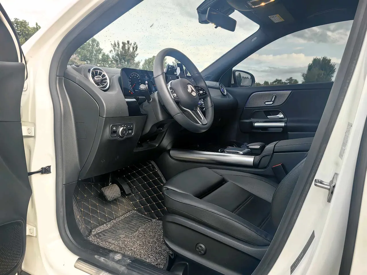 Mercedes Benz 2020 GLA 200 1.3T automatic gear 7