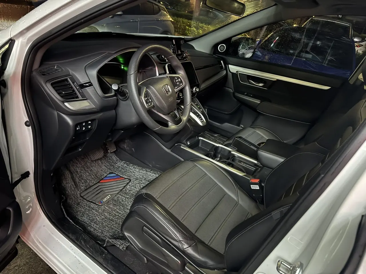 Honda 2021 CR-V hybrid 2.0 stepless two-wheel drive sharp and net speed version automatic transmission 2