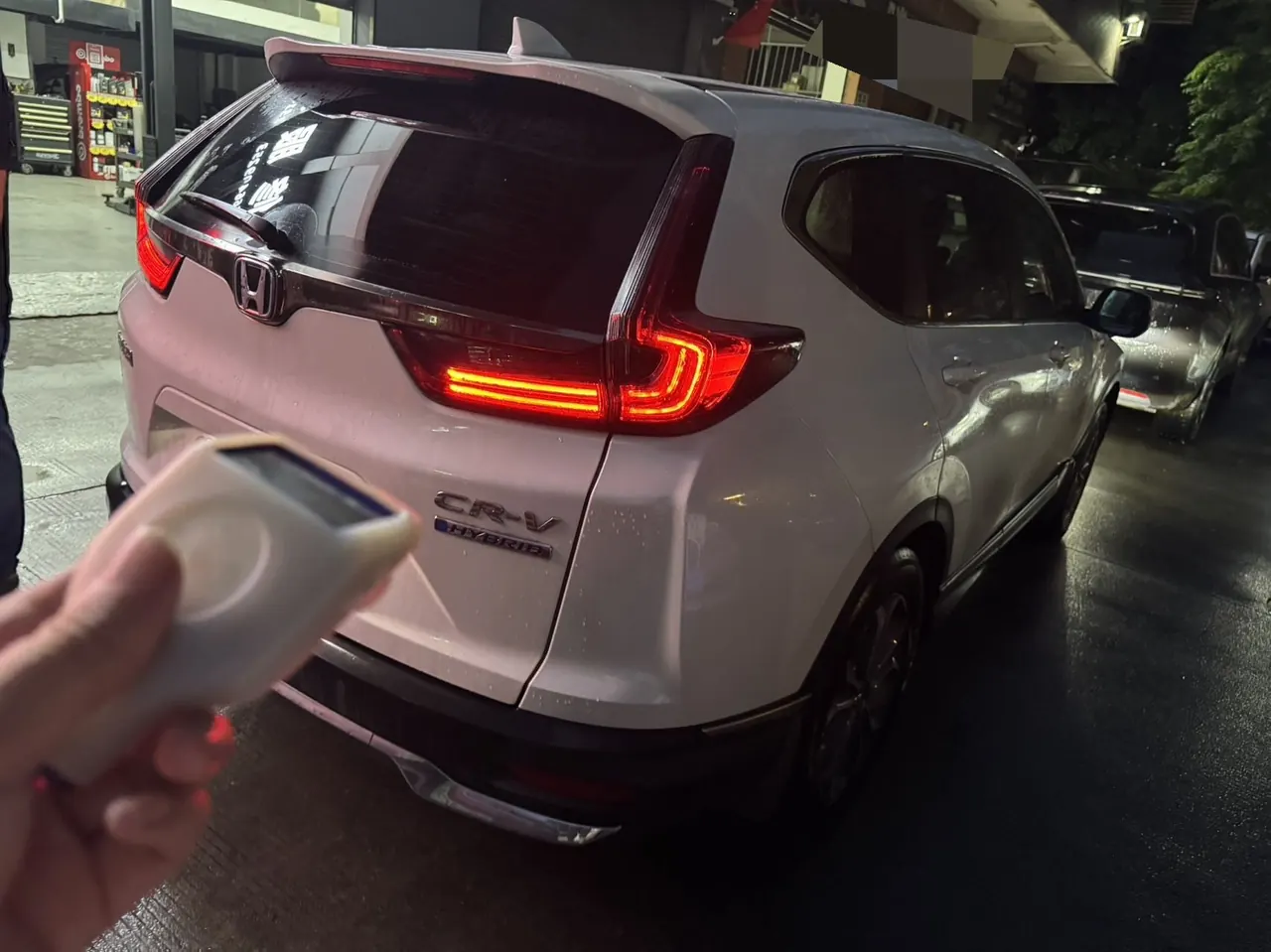Honda 2021 CR-V hybrid 2.0 stepless two-wheel drive sharp and net speed version automatic transmission 4