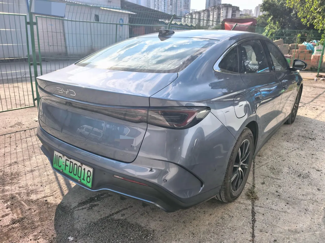 BYD 2025 seals 06 DM-i 1.5 stepless smart driving version 120KM exclusive automatic gear 4