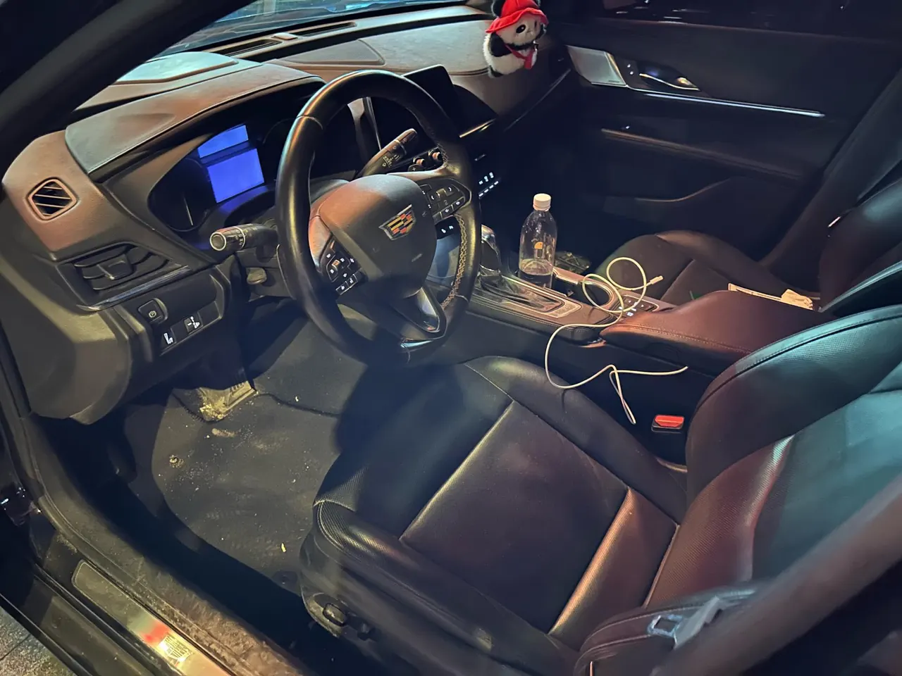 Cadillac 2021 CT4 2.0T 28T luxury automatic gear 3