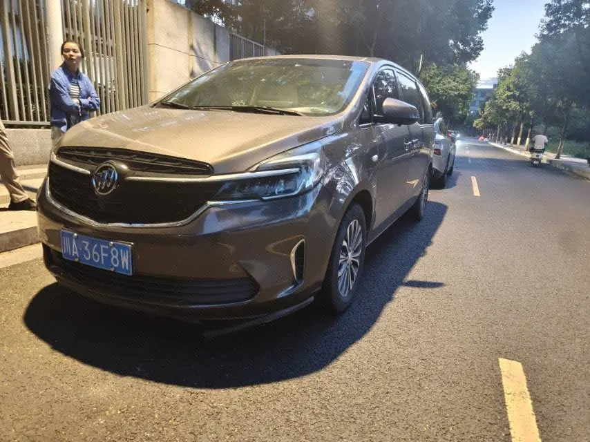 Open image lightbox: Buick 2021 GL8 Land Business Class 2.0T 652T Comfortable Automatic Gear