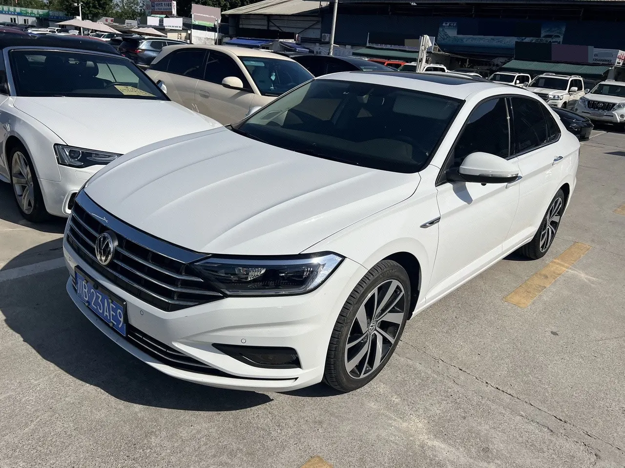 打开图片灯箱:Volkswagen 2021 Sagittarius 1.4TSI 280TSI Excellent Edition Automatic Gear