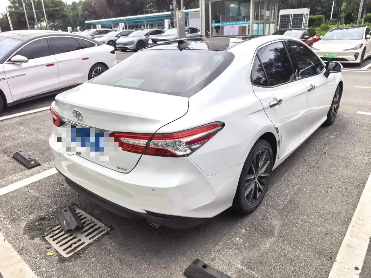 Toyota 2021 Camry 2.5G Deluxe Edition Automatic Gear 6