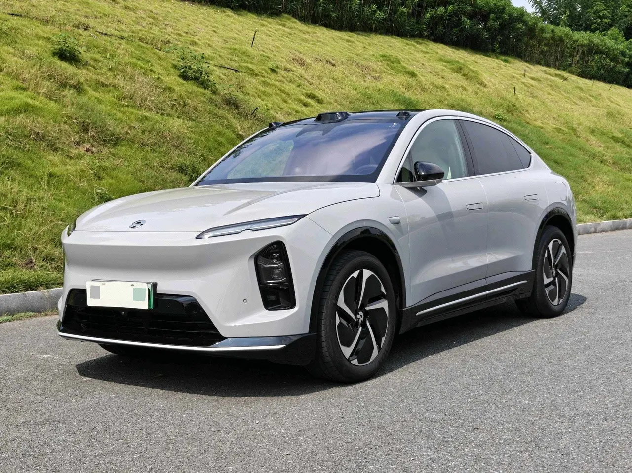 NIO 2025 EC6 75kWh automatic transmission - View 1