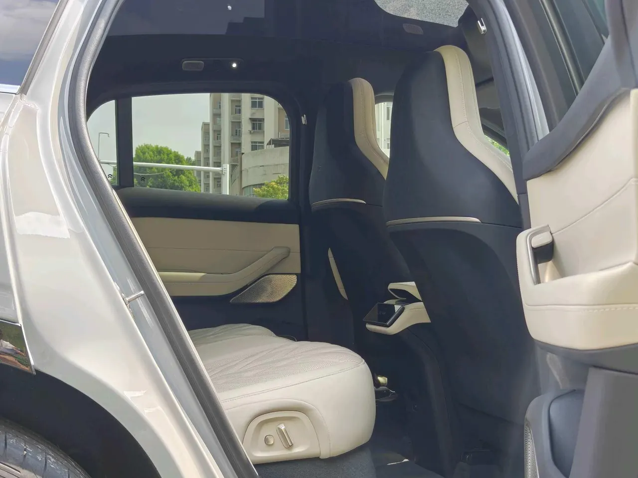 NIO 2025 EC6 75kWh automatic transmission 3