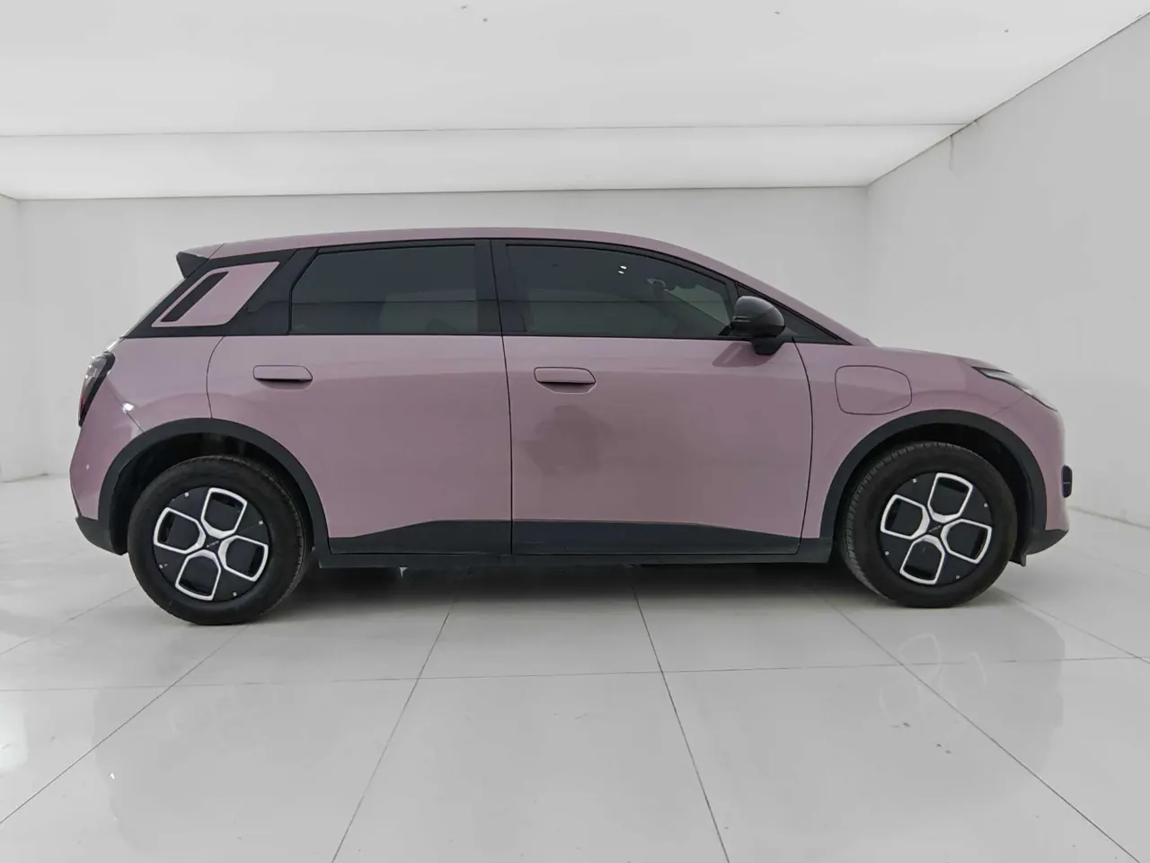 GAC Aion 2025 AION UT 420 Smart Edition Automatic Gear 17