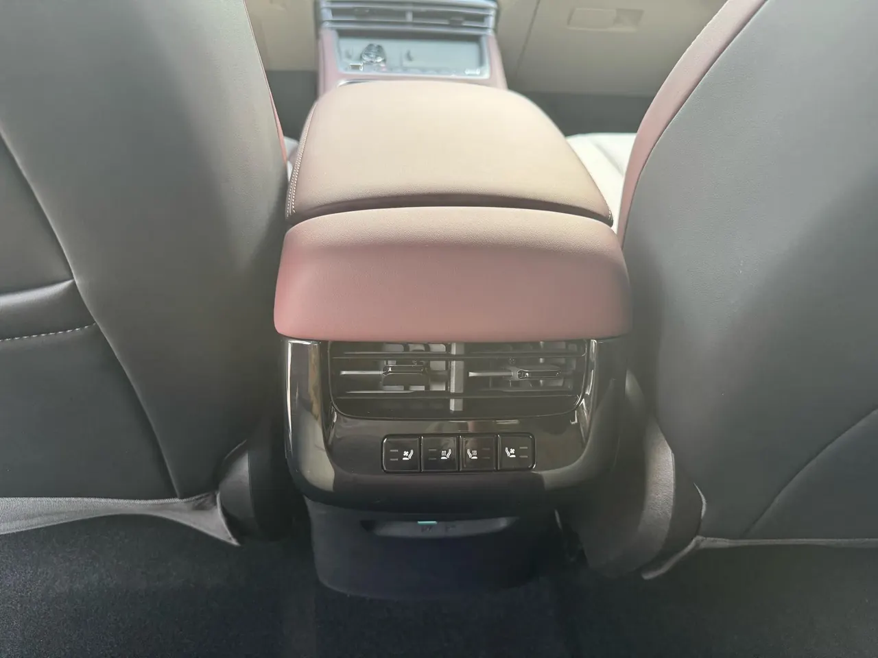 BYD 2026 Seal 07 DM-i 1.5T CVT 230km Flagship Automatic 3