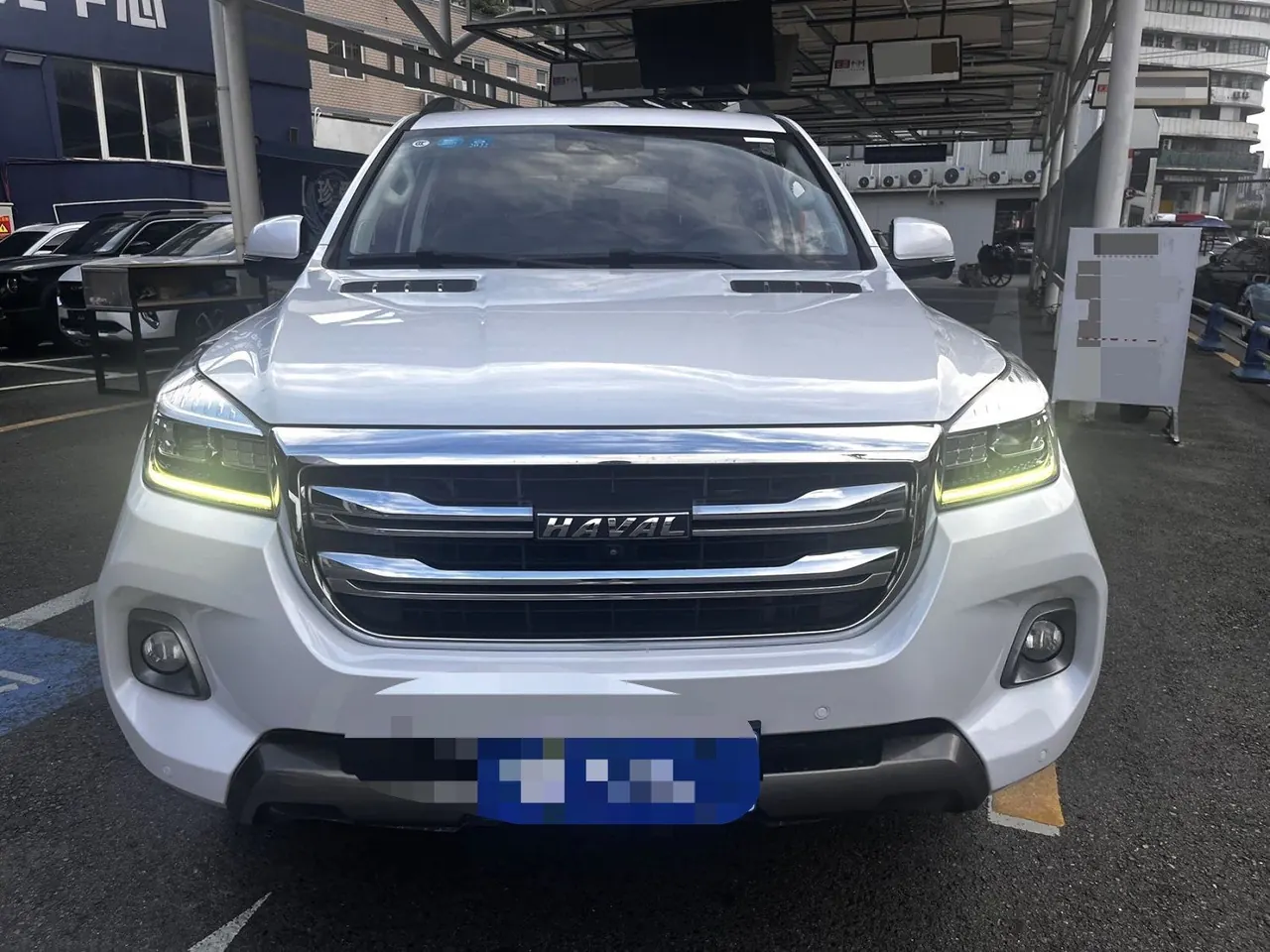 Haval 2020 H9 2.0T 4-wheel drive luxury 7-seat automatic gear 2