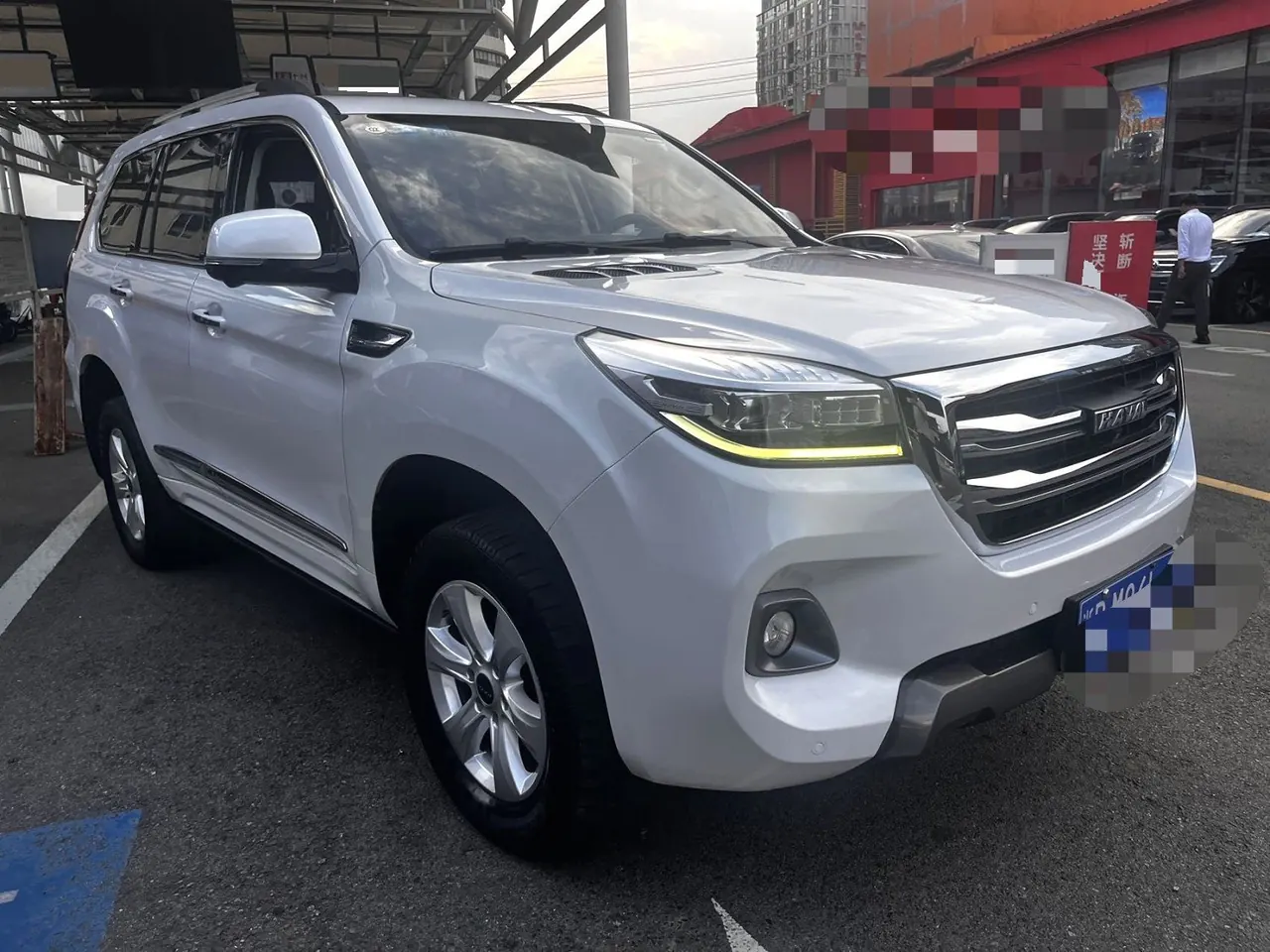 Haval 2020 H9 2.0T 4-wheel drive luxury 7-seat automatic gear 3