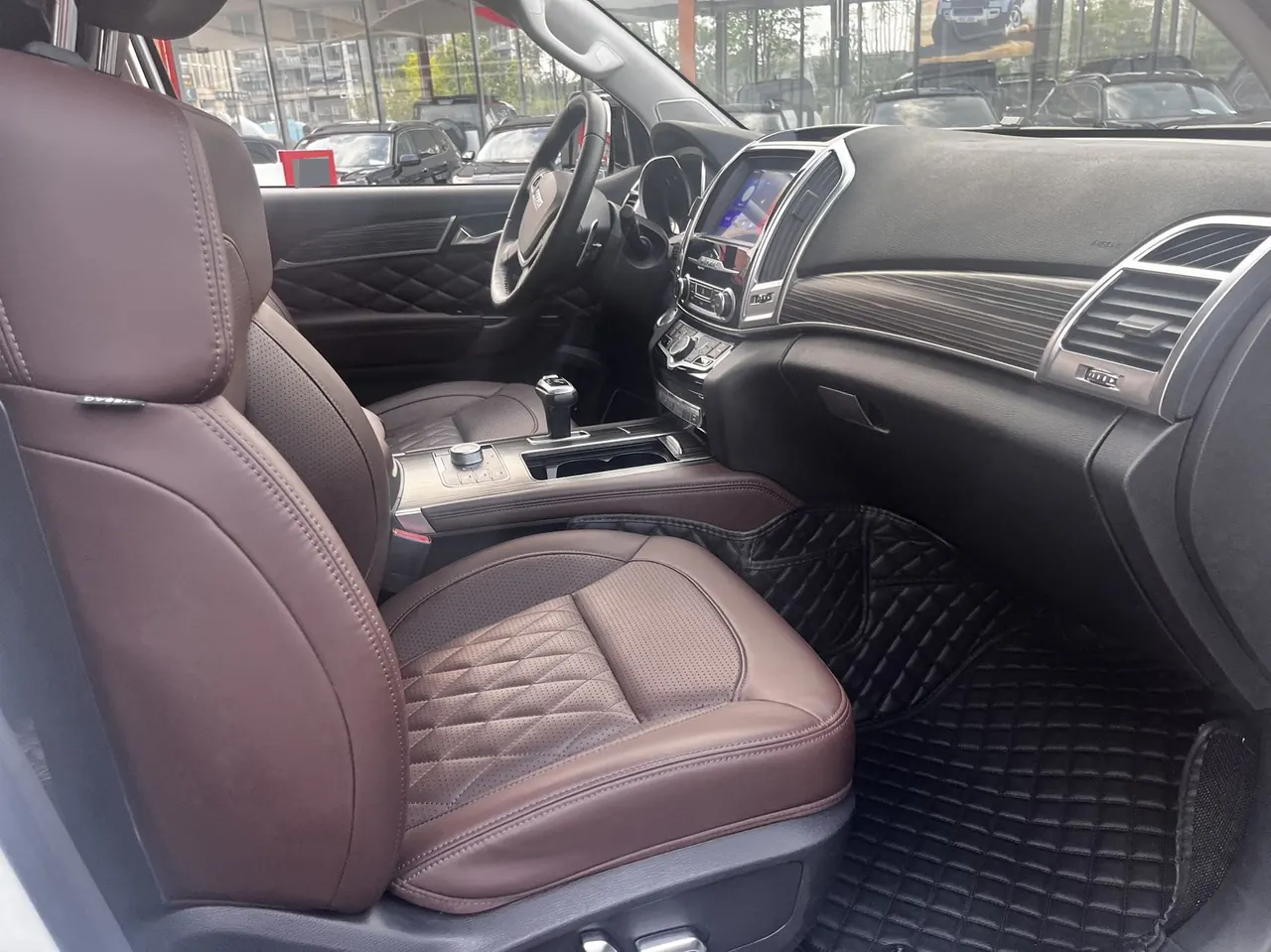 Haval 2020 H9 2.0T 4-wheel drive luxury 7-seat automatic gear 6