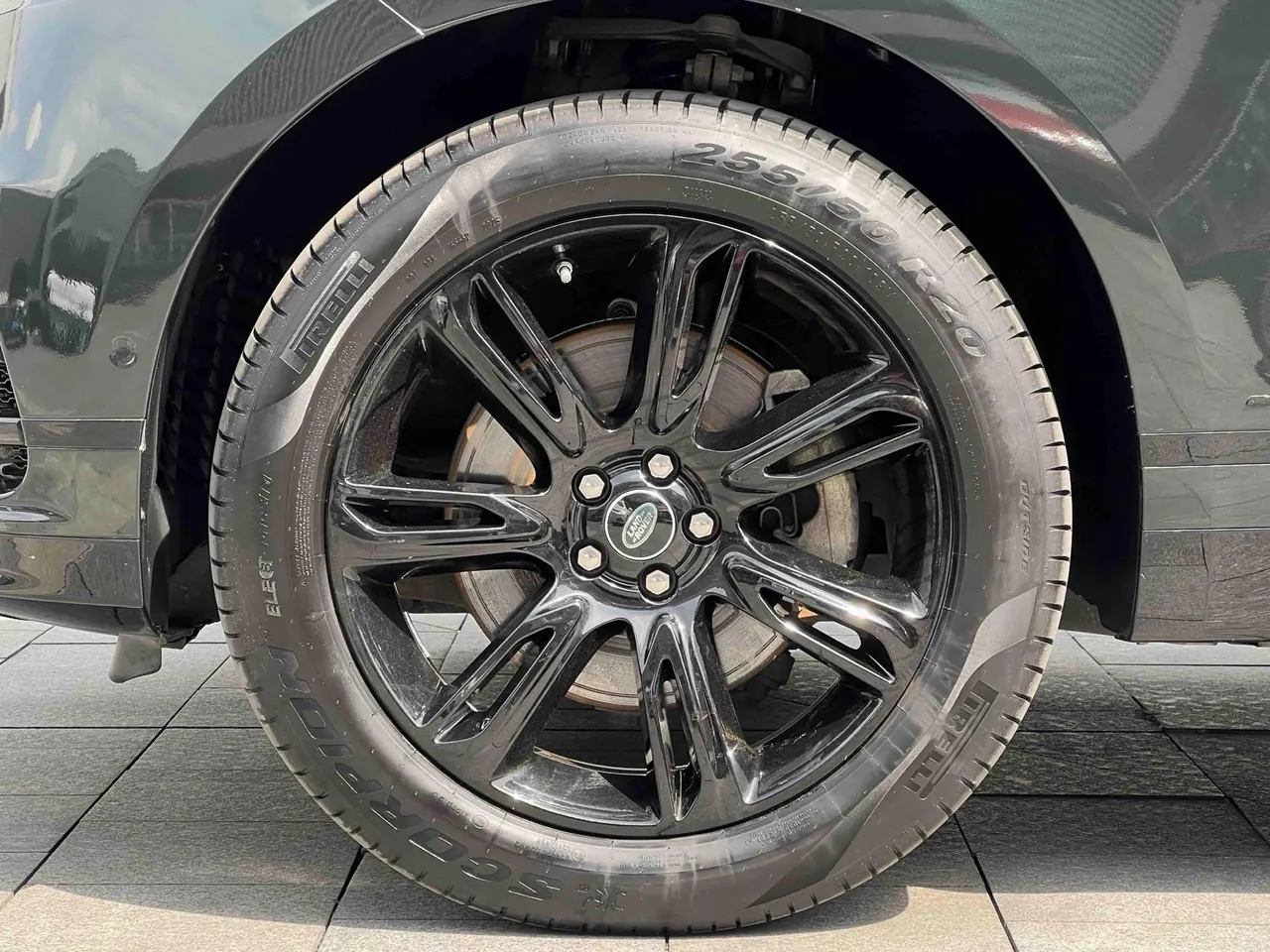Land Rover Range Rover Star Vein (Imported) 2021 Range Rover Star Vein 2.0T P250 Black Collector's Edition Automatic Gear 4