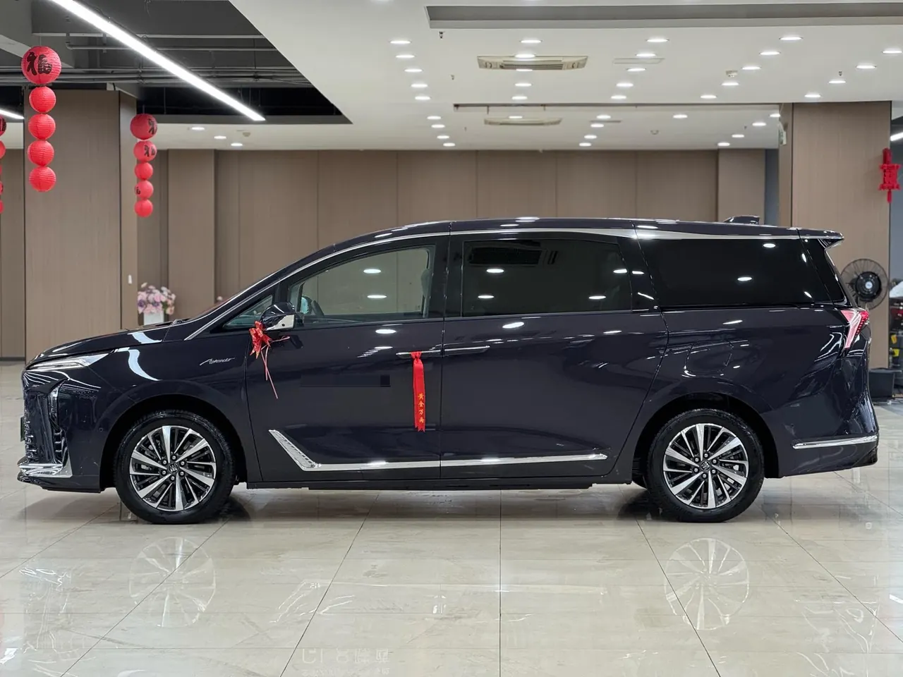 Buick 2026 GL8 Lu Zun PHEV 1.5T Luxury Edition Automatic Gear 3