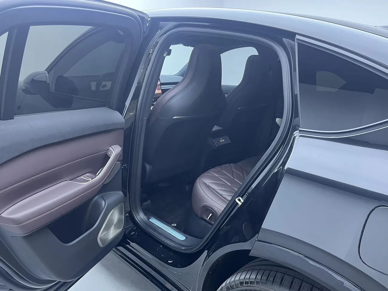 NIO 2025 EC6 75kWh automatic transmission 4