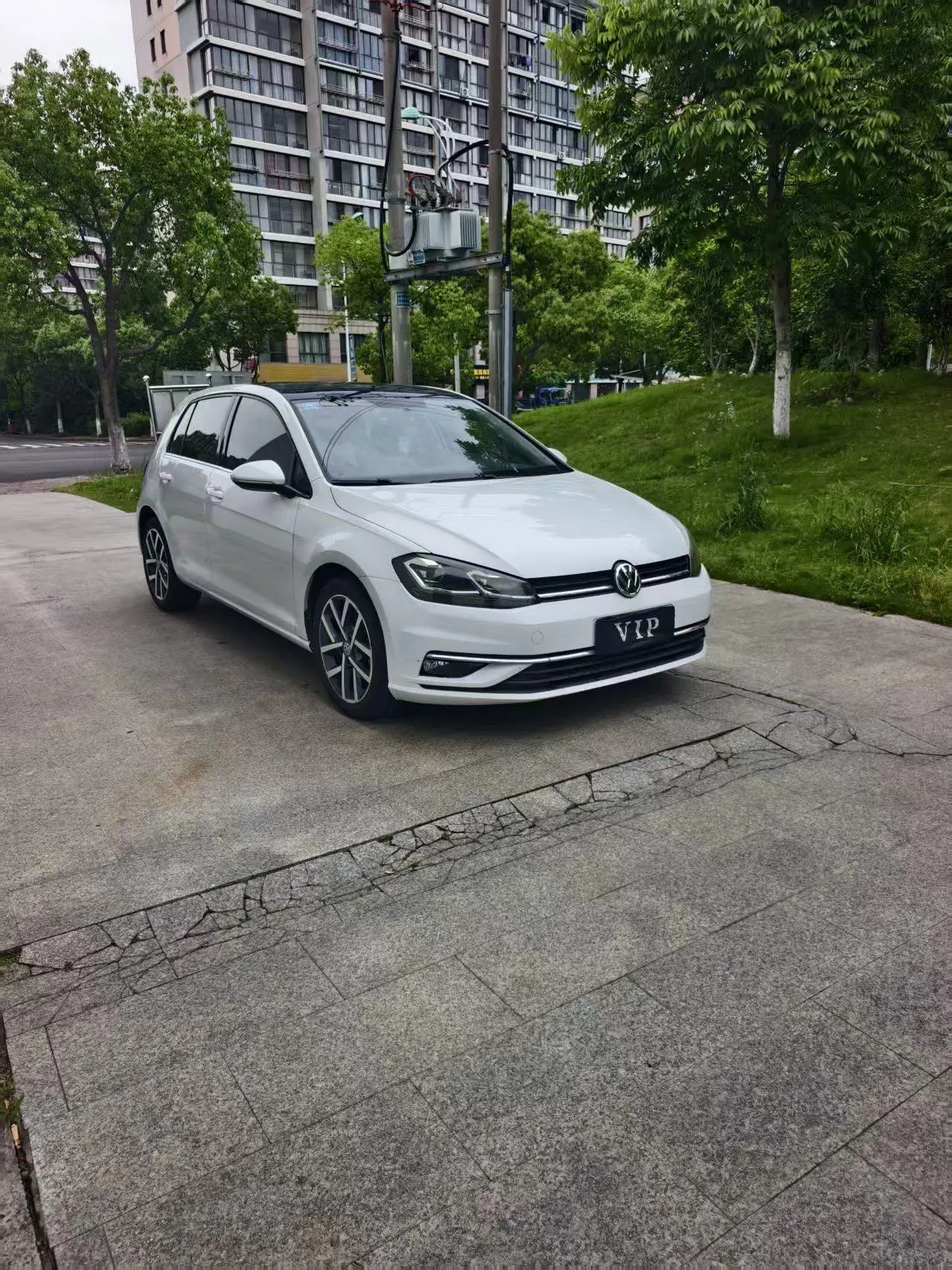Volkswagen 2020 Golf 7 1.2TSI 200TSI Beloved Edition Comfortable Enterprising Edition Automatic 2