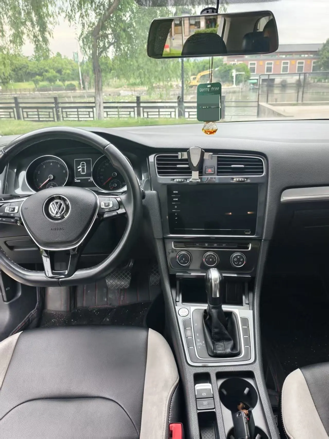 Volkswagen 2020 Golf 7 1.2TSI 200TSI Beloved Edition Comfortable Enterprising Edition Automatic 8