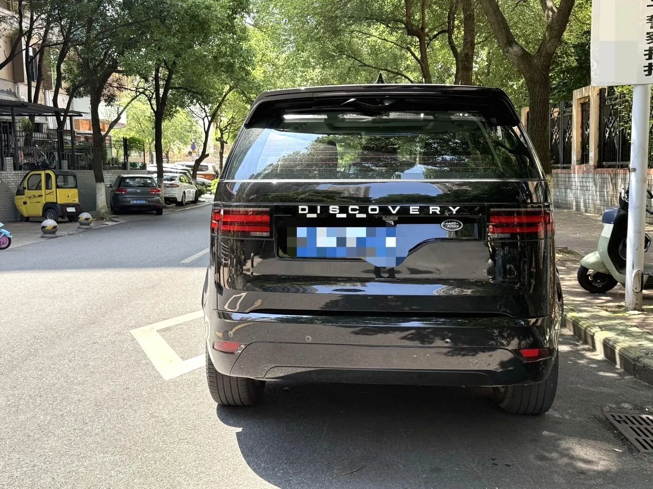 Land Rover Discovery (Imported) 2020 Discovery 52.0 T SE Automatic Gear 6