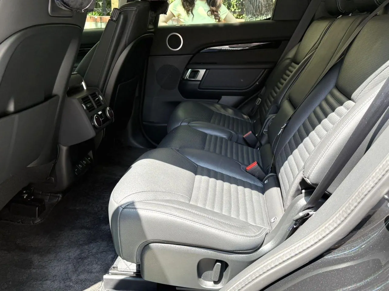 Land Rover Discovery (Imported) 2020 Discovery 52.0 T SE Automatic Gear 7