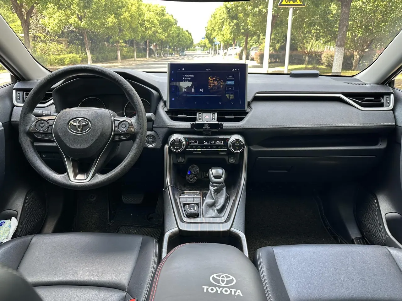 Toyota 2020 Willanda 2.0 Stepless Two-Drive Deluxe Automatic Gear 6