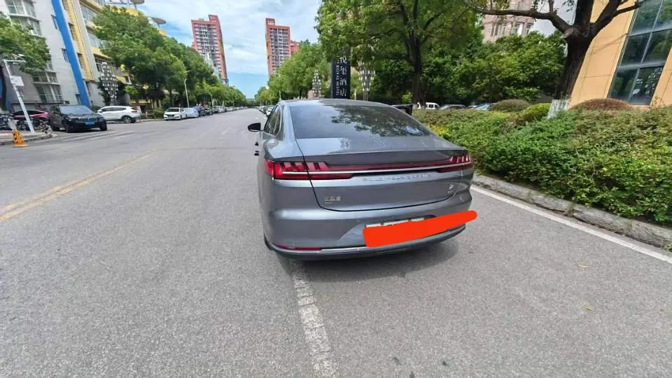 BYD 2020 Han DM 2.0T 4-wheel drive performance version noble automatic gear 3