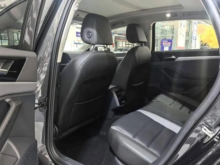 Volkswagen 2022 Sagittarius 1.2TSI 200TSI Exceed Edition Automatic Gear 5