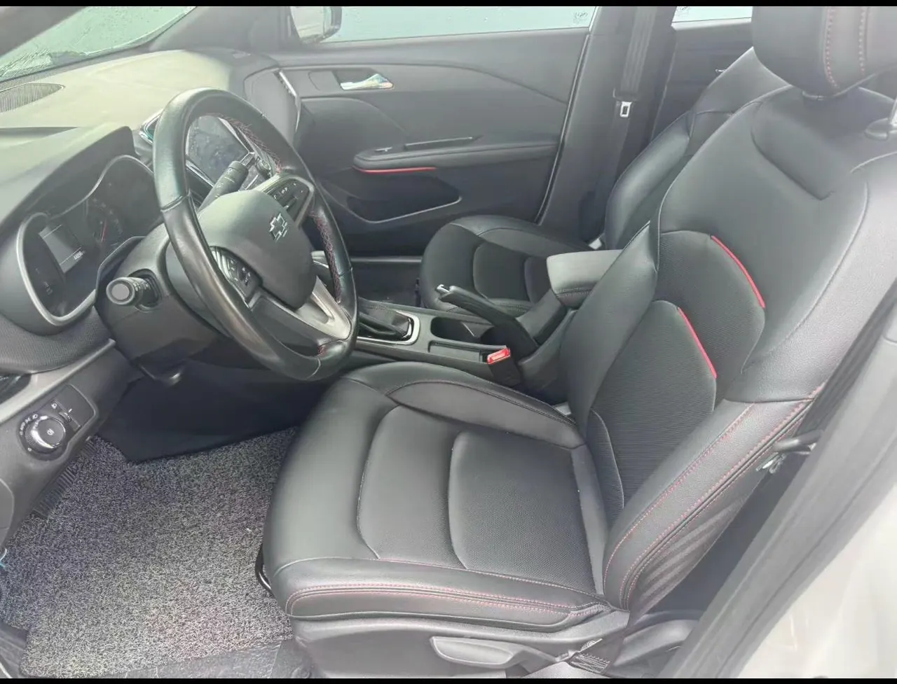 Chevrolet 2022 Cruze RS 48V 1.3T 330T carefree automatic gear 3