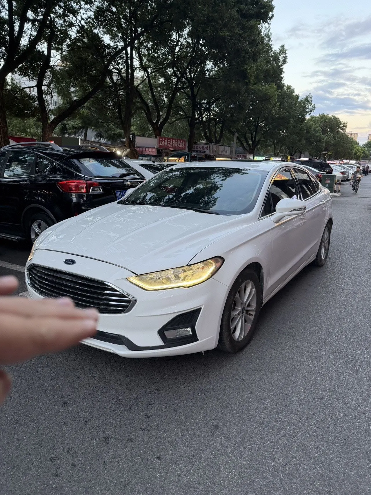 Open image lightbox: Ford 2020 Mondeo 1.5T EcoBoost 180 Fashion Automatic