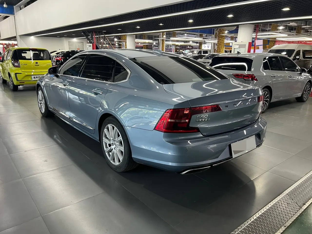 Volvo 2020 S90 2.0T T5 Zhiyi Deluxe Edition Automatic Gear 2