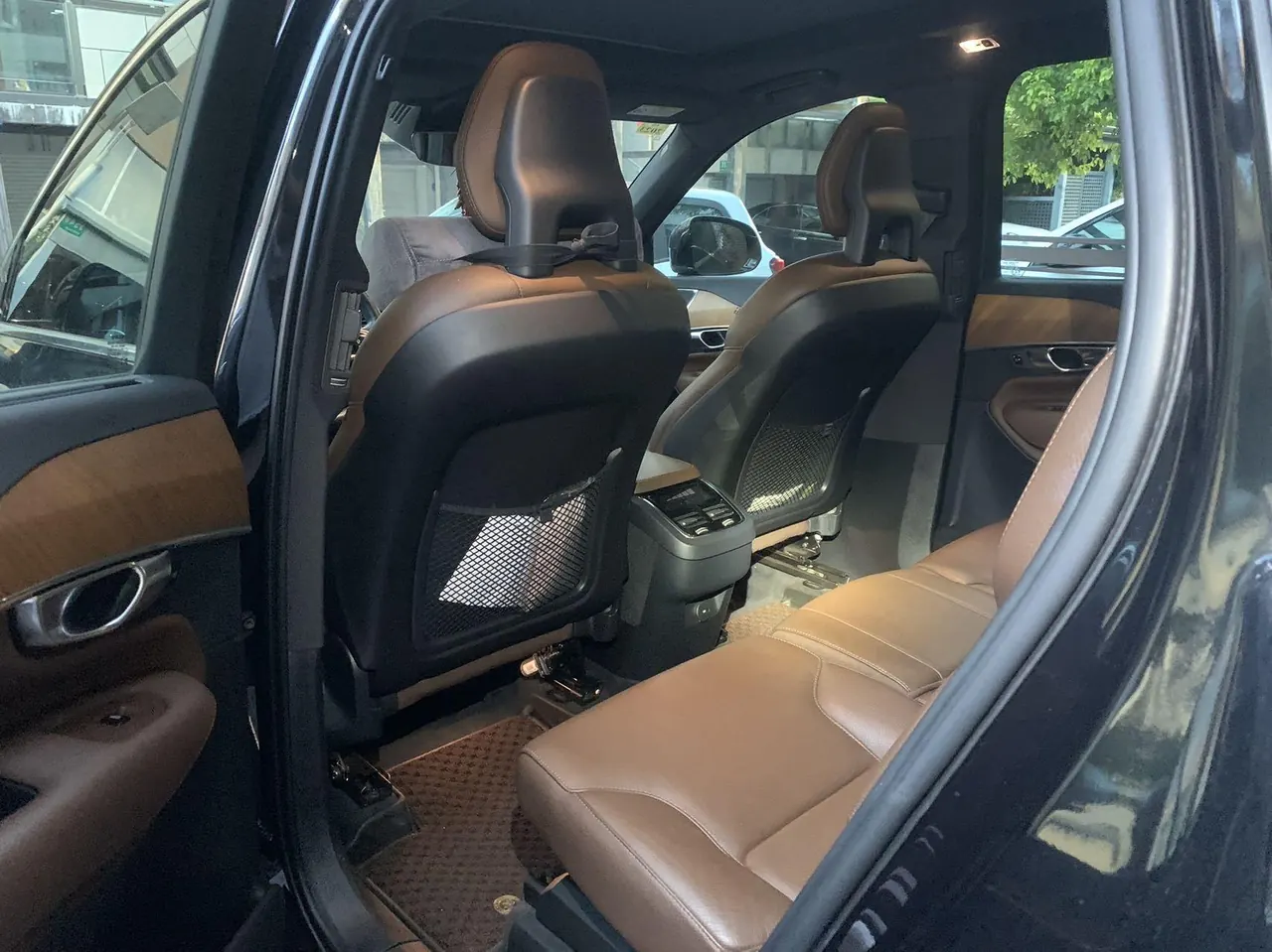 Volvo XC90 (Imported) 2021 XC90 48V 2.0T B6 Zhiyi Deluxe Edition 7-seat Automatic Gear 5