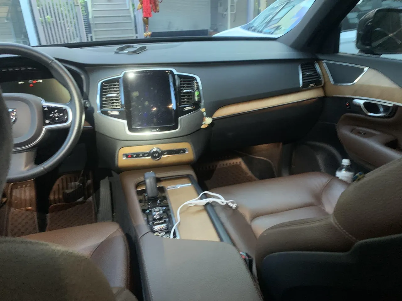 Volvo XC90 (Imported) 2021 XC90 48V 2.0T B6 Zhiyi Deluxe Edition 7-seat Automatic Gear 6