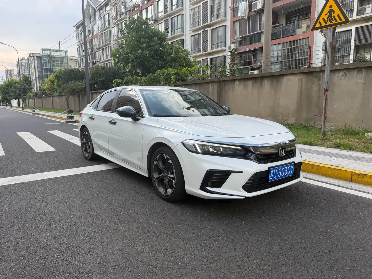 Honda 2022 Civic 1.5T Stepless 240TURBO Automatic Gear 3