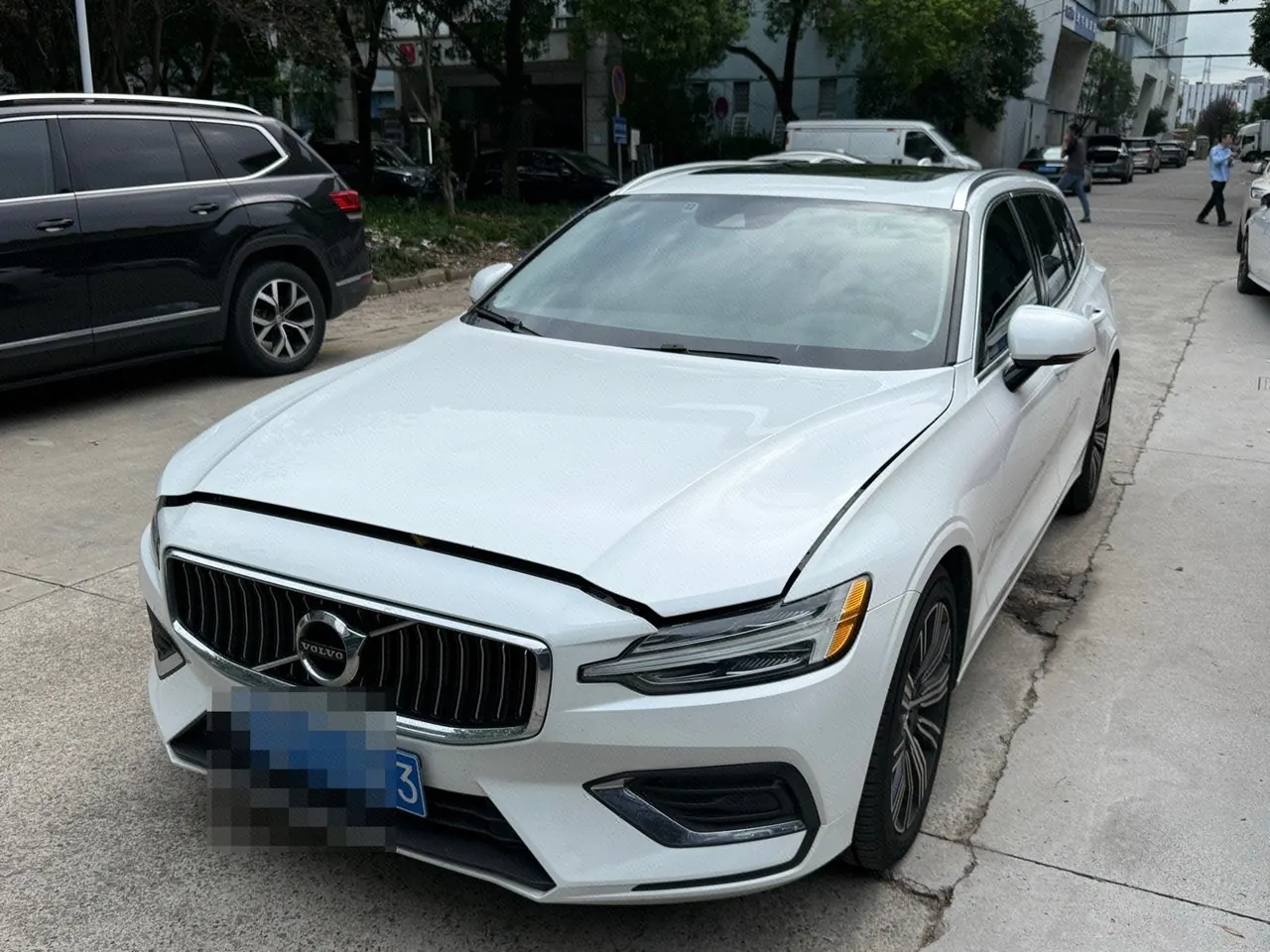 Volvo V60 (Imported) 2020 V60 2.0T T5 Zhiyuan Sports Edition Automatic Gear - View 1