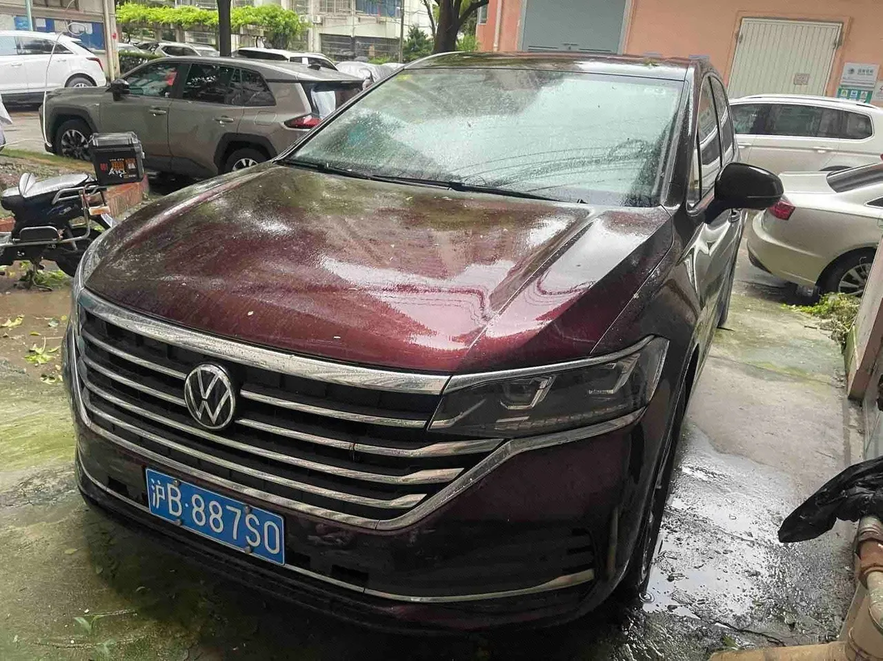 Open image lightbox: Volkswagen 2020 models of Viran (Viloran) 2.0TSI 330TSI Deluxe Edition Automatic Gear