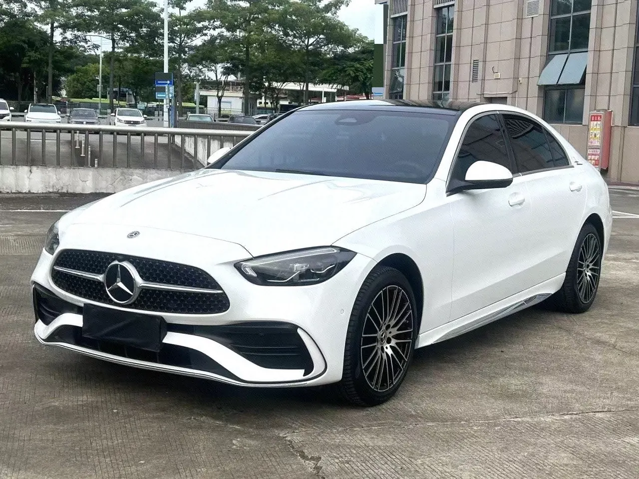 Open image lightbox: Mercedes Benz Class C 2022 C 260 L 48V 1.5T Sports Edition (Modified) Automatic Gear
