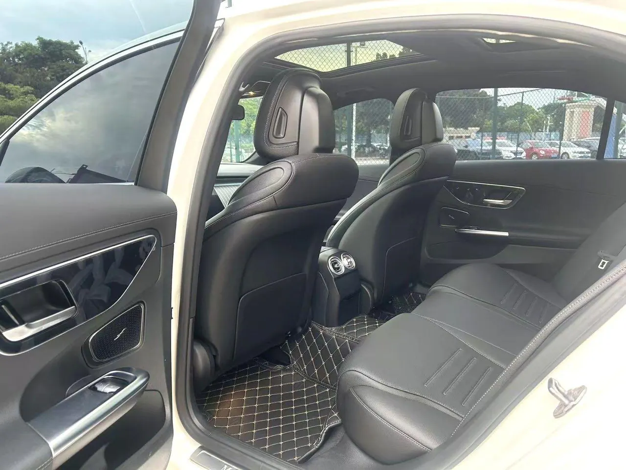 Mercedes Benz Class C 2022 C 260 L 48V 1.5T Sports Edition (Modified) Automatic Gear 6