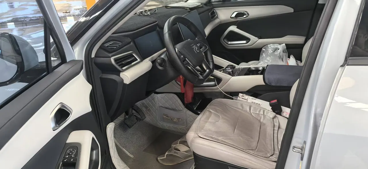 BYD 2024 Yuan UP 401KM Leading Automatic Gear 3