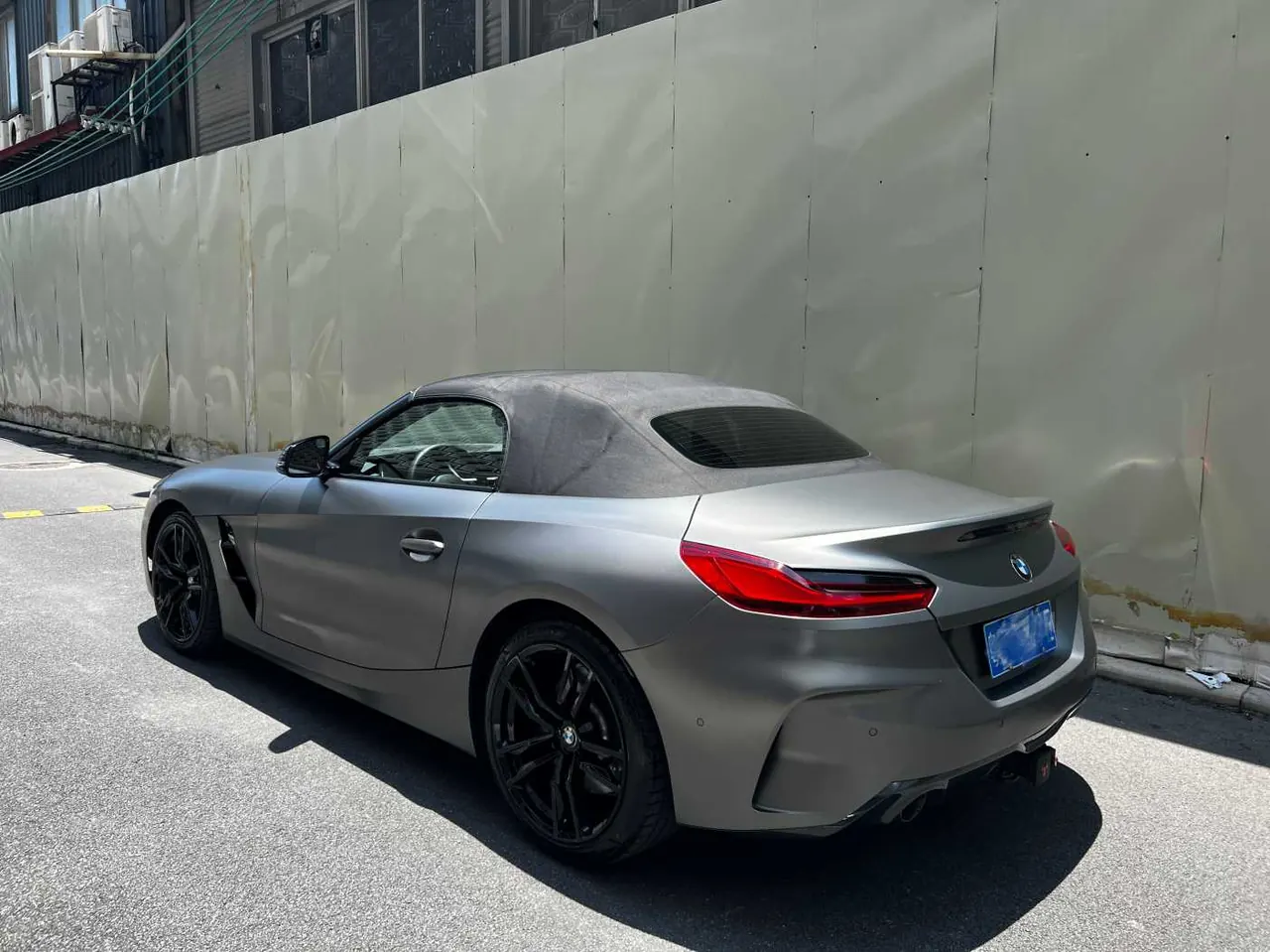 BMW Z4 (Imported) 2020 Z4 sDrive25i 2.0T Silver Cream Limited Edition Automatic Gear 3