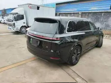 Li 2024 L9 Ultra automatic gear 3