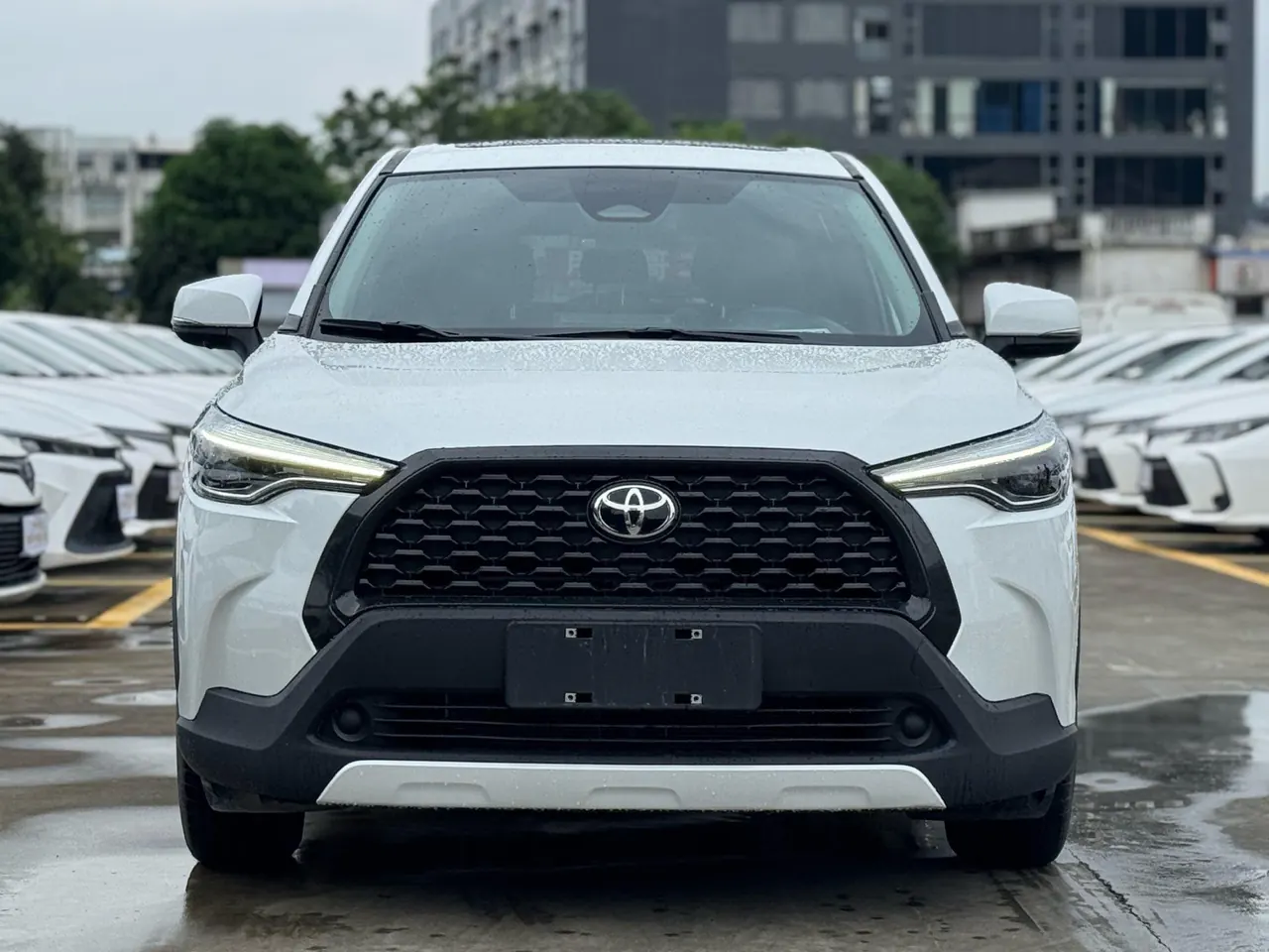 Toyota 2024 Corolla Sharp Double Engine 2.0 Stepless Intelligent Electric Hybrid Elite Automatic Gear 2
