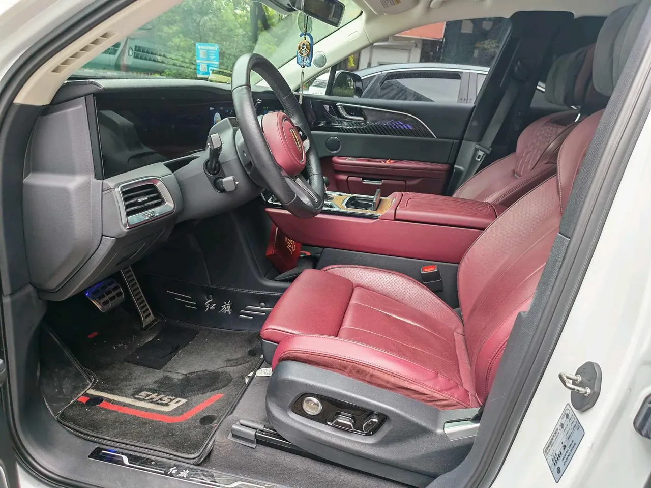 HongQi 2021 E-HS9 Flag Chang 6-seat Automatic 10